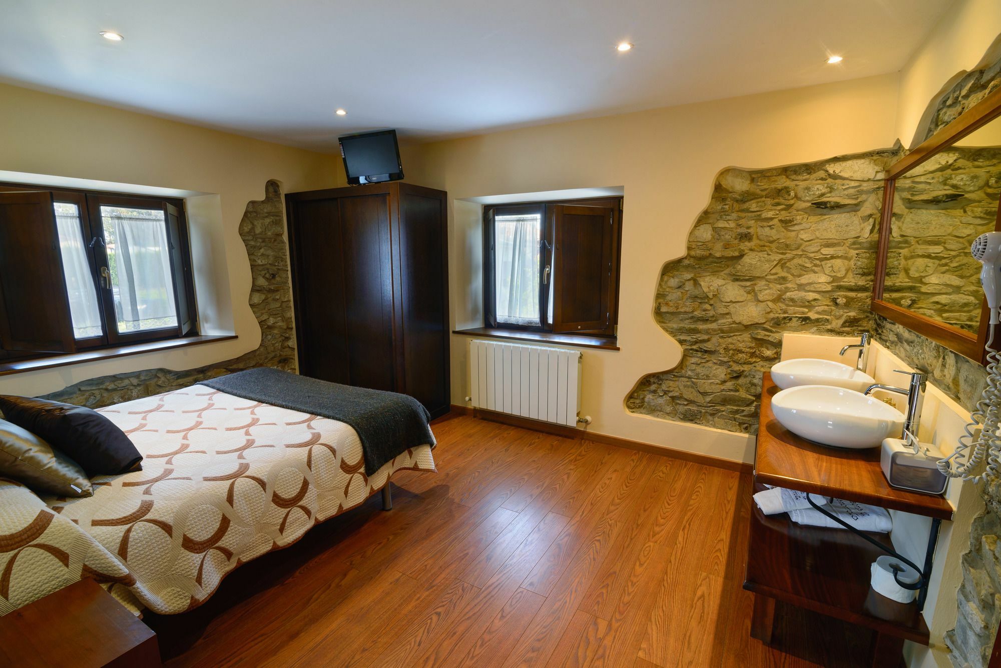 Casona De Llanorrozo Apartamentos Rurales Ovinana  Exterior photo